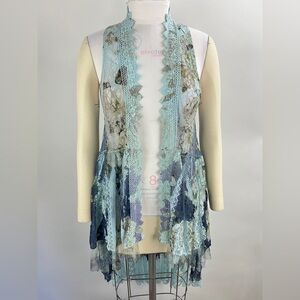 💚2839. Blue Lace floral Vest